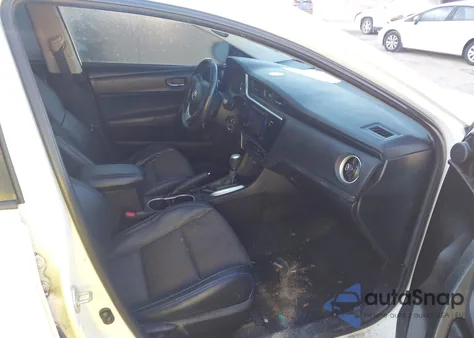 2017 Toyota Corolla Se z USA, uszkodzony, nr VIN 5YFBURHE3HP656275